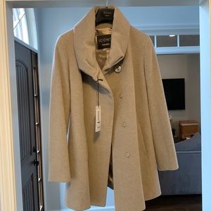 BRAND NEW Cinzia Rocco Wool and Cashmere Short Coat